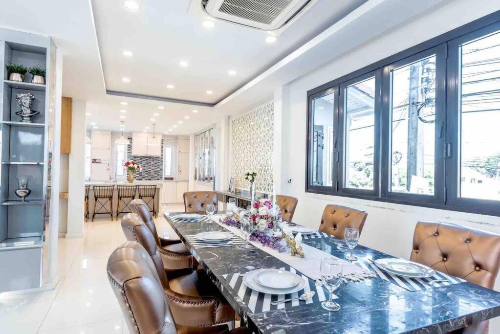3Bd Pool Villa Pattaya With Sauna - Exquisite Pool Villa B Nong Prue Exterior foto
